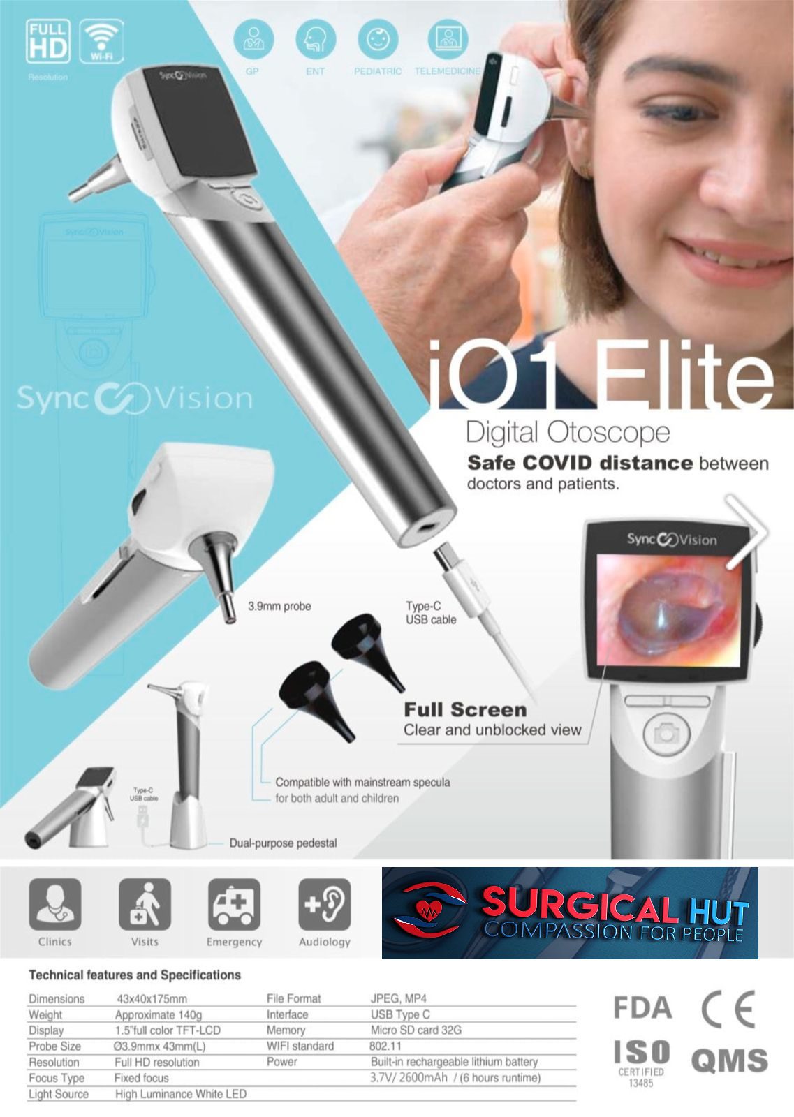 Doctor using iO1 Elite otoscope